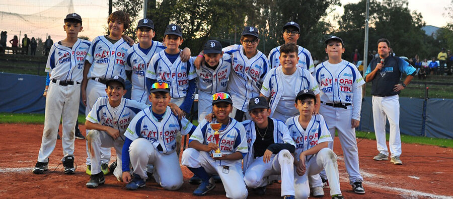 squadra-u12-torneo-white-blue-premiata